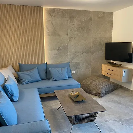 Trinity Pool White Villa Nea Iraklitsa