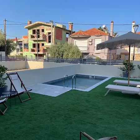 Trinity Pool White Villa *