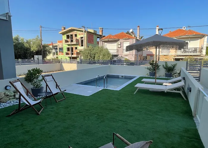 Villa Trinity Pool White Nea Iraklitsa