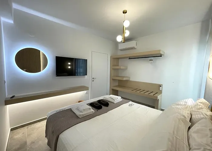 Trinity Pool White Nea Iraklitsa